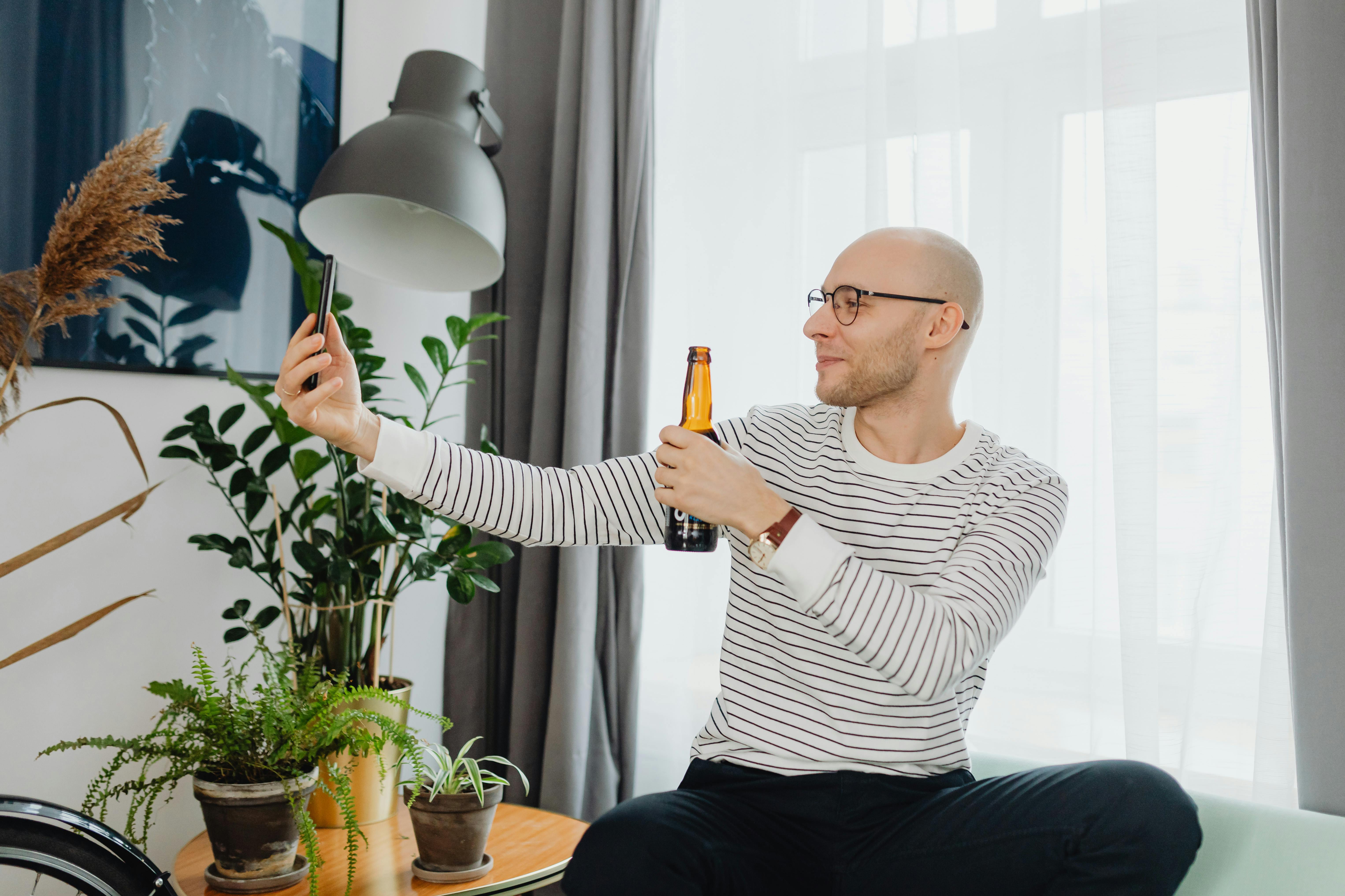 Mik a női kezdeményezés jelei?